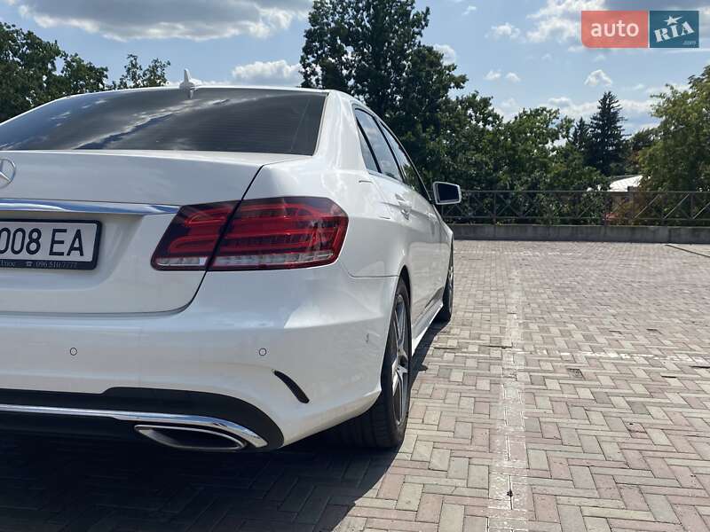 Седан Mercedes-Benz E-Class 2014 в Харкові