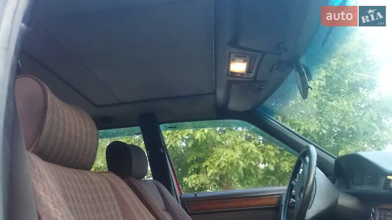 Универсал Mercedes-Benz E-Class 1985 в Тараще
