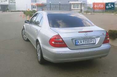 Седан Mercedes-Benz E-Class 2002 в  фото 5 Седан Mercedes-Benz E-Class 2002 в