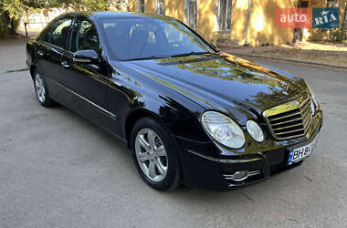 Седан Mercedes-Benz E-Class 2008 в 