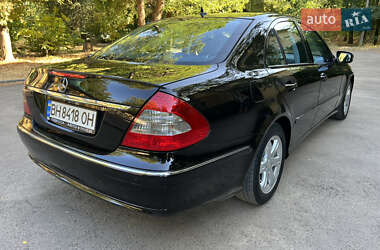 Седан Mercedes-Benz E-Class 2008 в 
