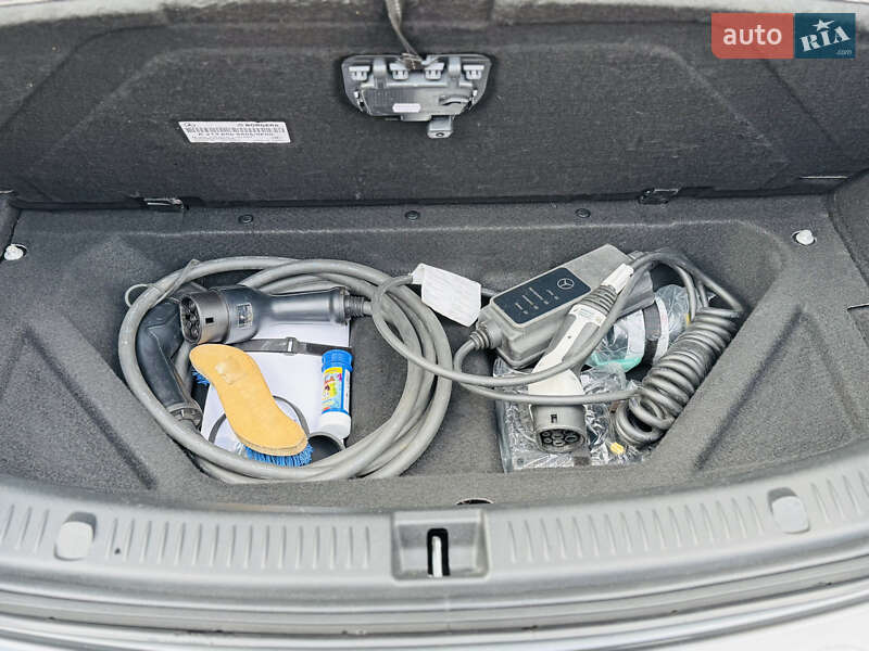 Седан Mercedes-Benz E-Class 2019 в Лохвице