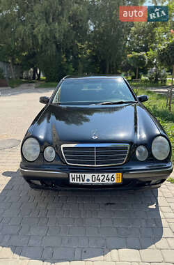 Седан Mercedes-Benz E-Class 2000 в Кам'янець-Подільському