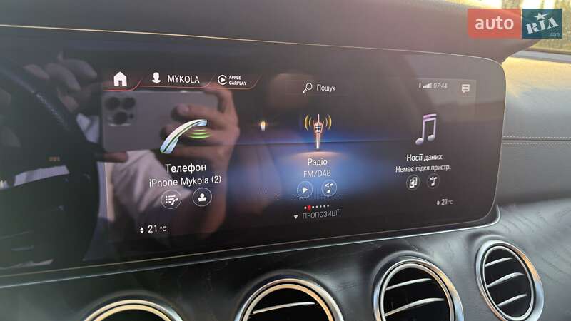 Седан Mercedes-Benz E-Class 2022 в Києві