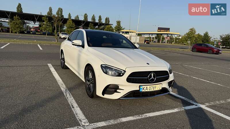 Седан Mercedes-Benz E-Class 2022 в Києві