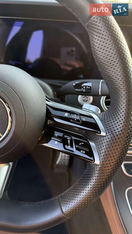 Седан Mercedes-Benz E-Class 2022 в Києві