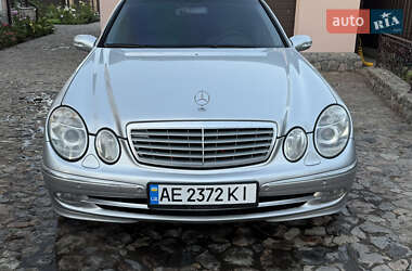 Седан Mercedes-Benz E-Class 2003 в Днепре