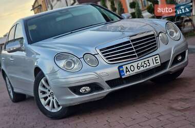 Седан Mercedes-Benz E-Class 2008 в 