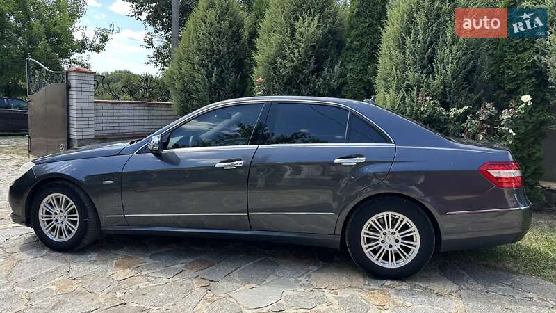 Седан Mercedes-Benz E-Class 2011 в Умани фото 4 Седан Mercedes-Benz E-Class 2011 в Умани