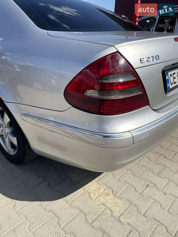 Седан Mercedes-Benz E-Class 2003 в Черновцах