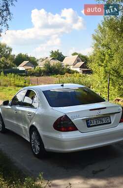 Седан Mercedes-Benz E-Class 2008 в 