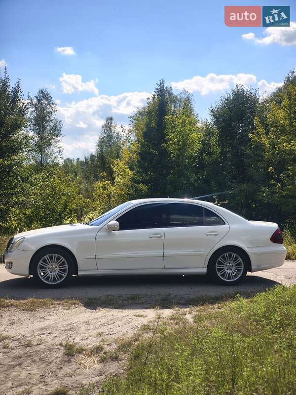 Седан Mercedes-Benz E-Class 2008 в Миронівці