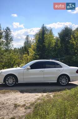 Седан Mercedes-Benz E-Class 2008 в 