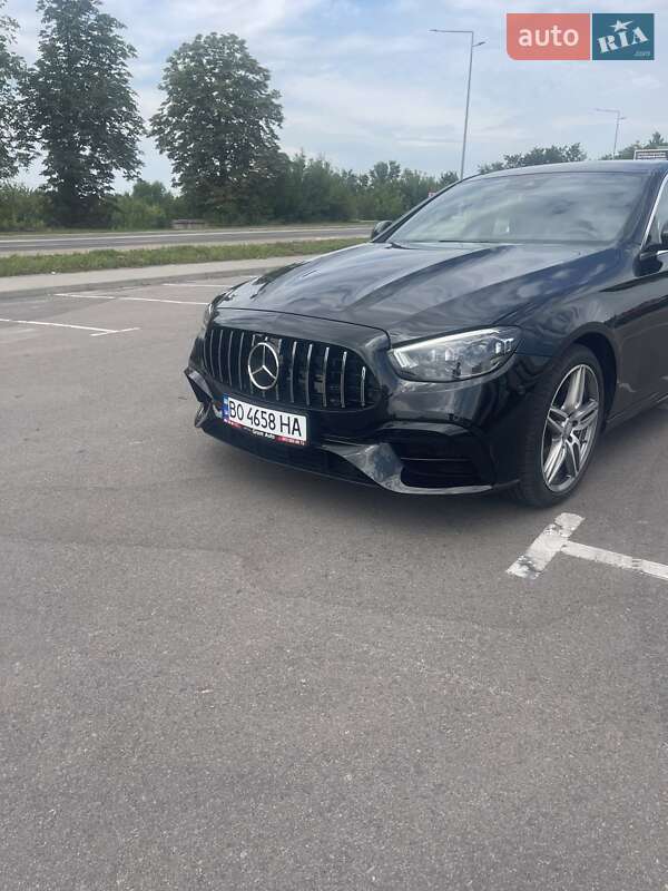 Седан Mercedes-Benz E-Class 2016 в Ровно