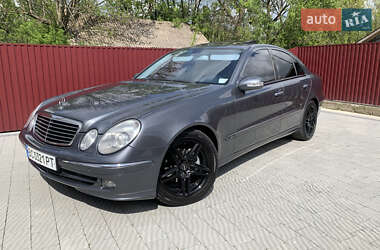 Седан Mercedes-Benz E-Class 2004 в Стрые