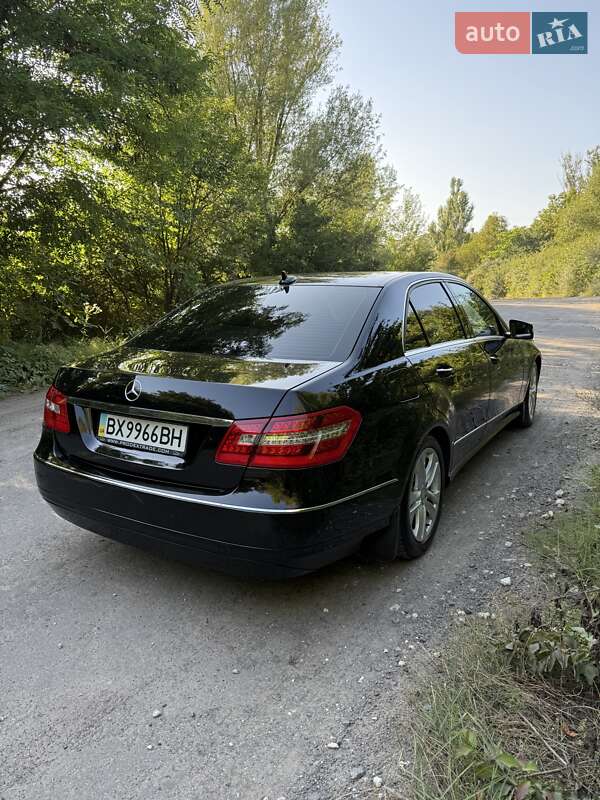 Седан Mercedes-Benz E-Class 2010 в Хмельницькому фото 4 Седан Mercedes-Benz E-Class 2010 в Хмельницькому