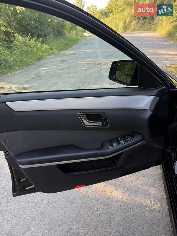 Седан Mercedes-Benz E-Class 2010 в Хмельницькому фото 8 Седан Mercedes-Benz E-Class 2010 в Хмельницькому