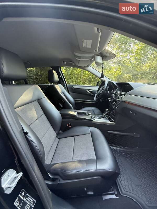Седан Mercedes-Benz E-Class 2010 в Хмельницькому фото 10 Седан Mercedes-Benz E-Class 2010 в Хмельницькому