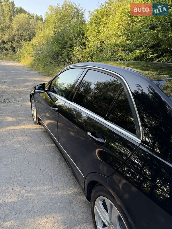 Седан Mercedes-Benz E-Class 2010 в Хмельницькому фото 27 Седан Mercedes-Benz E-Class 2010 в Хмельницькому