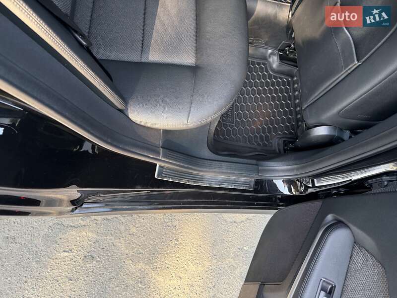 Седан Mercedes-Benz E-Class 2010 в Хмельницькому фото 41 Седан Mercedes-Benz E-Class 2010 в Хмельницькому