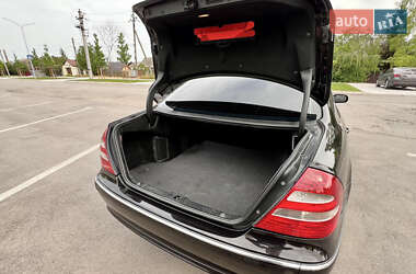 Седан Mercedes-Benz E-Class 2005 в 