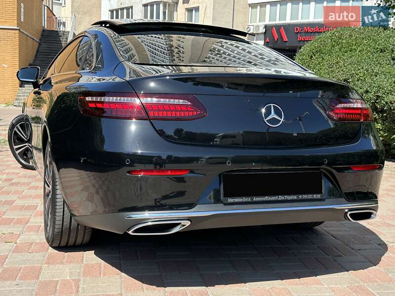 Mercedes-Benz E-Class 2022