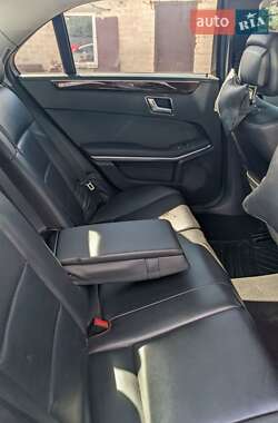 Седан Mercedes-Benz E-Class 2013 в 