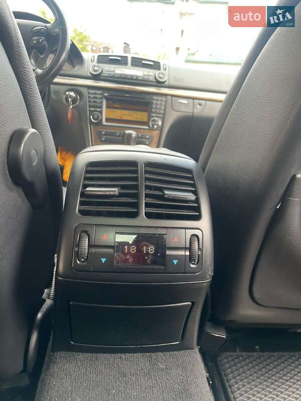 Седан Mercedes-Benz E-Class 2008 в Львове