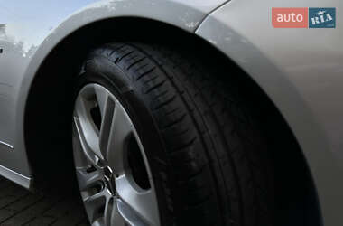 Универсал Mercedes-Benz E-Class 2011 в 