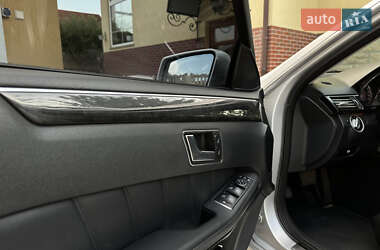 Универсал Mercedes-Benz E-Class 2011 в 