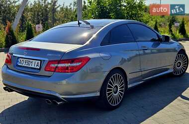 Купе Mercedes-Benz E-Class 2009 в 