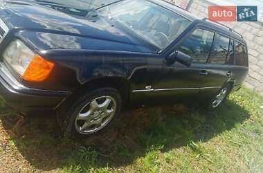 Универсал Mercedes-Benz E-Class 1994 в 