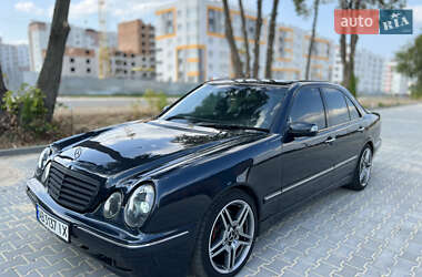 Седан Mercedes-Benz E-Class 2000 в 