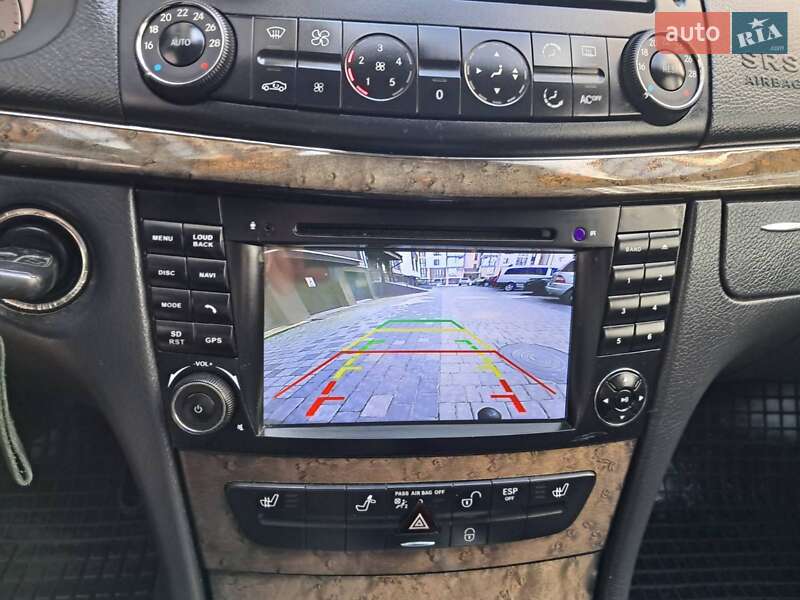 Седан Mercedes-Benz E-Class 2005 в Ивано-Франковске