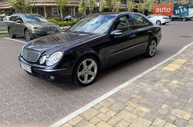 Седан Mercedes-Benz E-Class 2005 в 