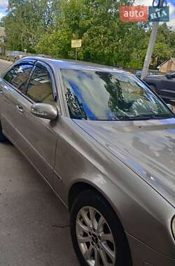 Седан Mercedes-Benz E-Class 2004 в 