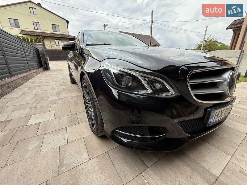 Седан Mercedes-Benz E-Class 2013 в Городку