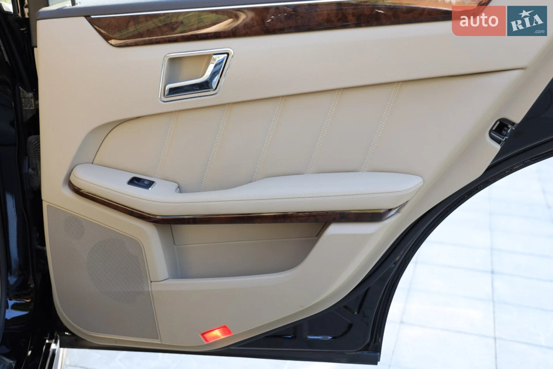 2011 Mercedes-Benz E-klasse - мініатюра 18