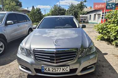 Седан Mercedes-Benz E-Class 2010 в 