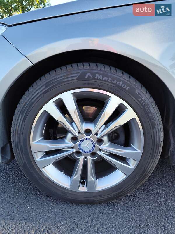 Универсал Mercedes-Benz E-Class 2012 в Тячеве