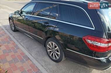 Универсал Mercedes-Benz E-Class 2011 в 