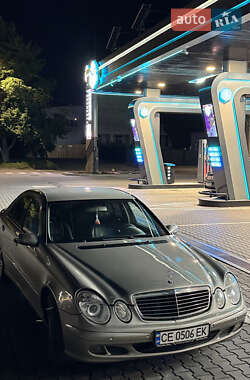 Седан Mercedes-Benz E-Class 2002 в Черновцах