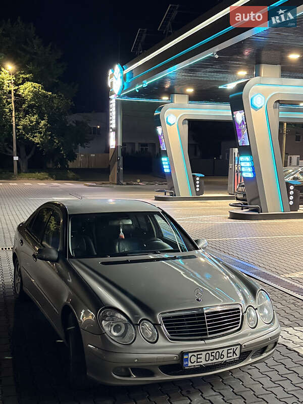 Mercedes-Benz E-Class 2002