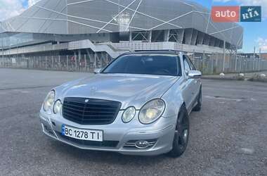 Седан Mercedes-Benz E-Class 2002 в Львові