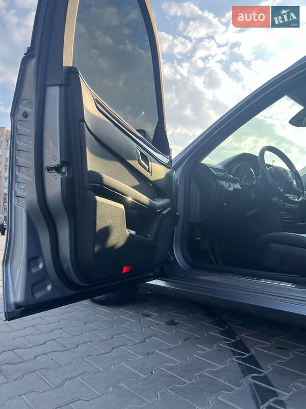Универсал Mercedes-Benz E-Class 2011 в Луцке