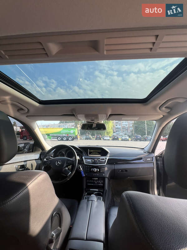 Универсал Mercedes-Benz E-Class 2011 в Луцке