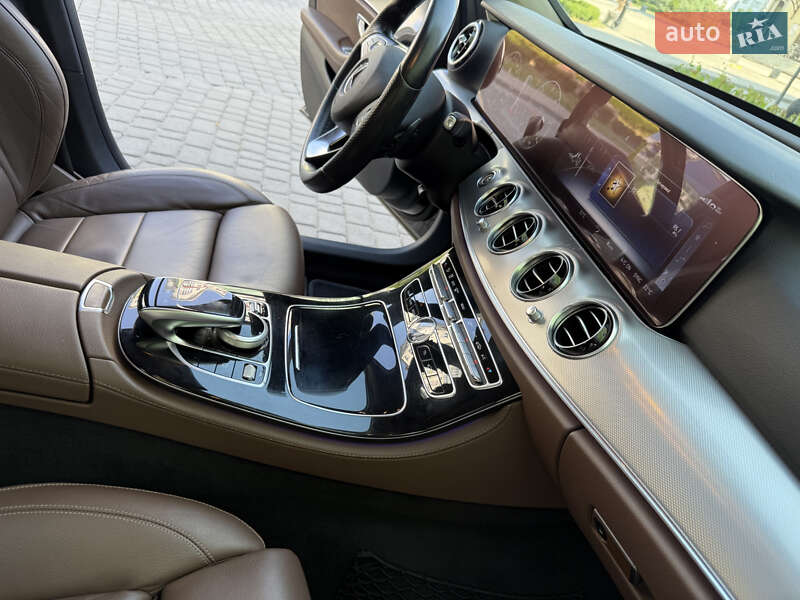 Седан Mercedes-Benz E-Class 2017 в Івано-Франківську фото 31 Седан Mercedes-Benz E-Class 2017 в Івано-Франківську
