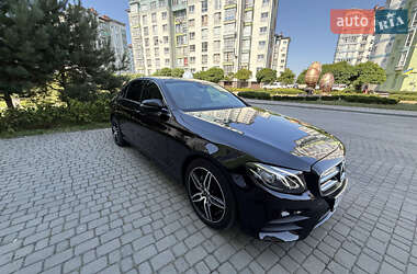 Седан Mercedes-Benz E-Class 2017 в 