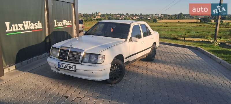 Седан Mercedes-Benz E-Class 1987 в Шумске фото 11 Седан Mercedes-Benz E-Class 1987 в Шумске