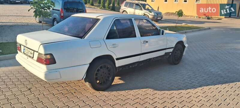 Седан Mercedes-Benz E-Class 1987 в Шумске фото 5 Седан Mercedes-Benz E-Class 1987 в Шумске
